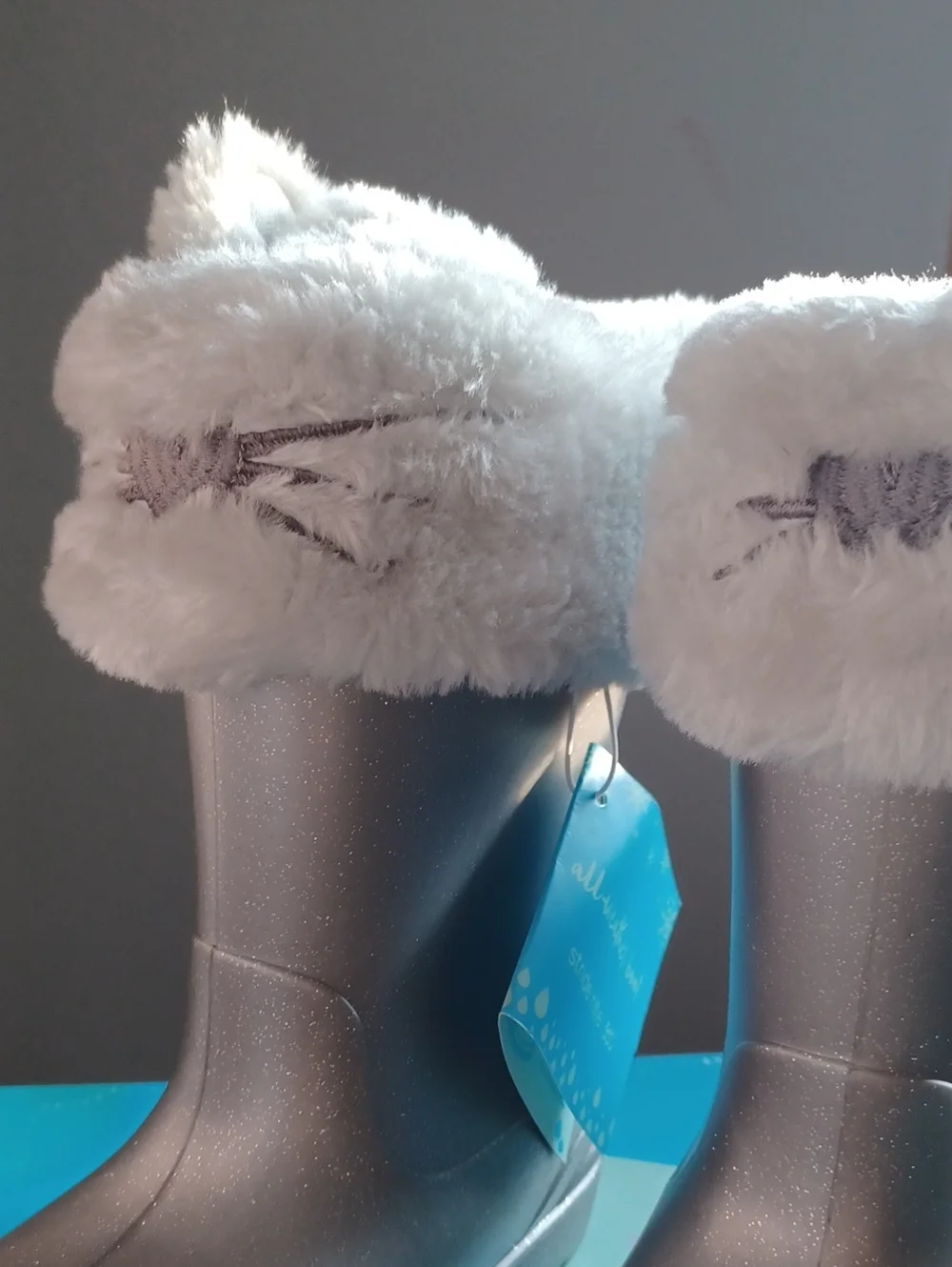 NWT, Stride Rite Silver Glitter Kids Winter Boots White Faux Fur Cuff,size 12
